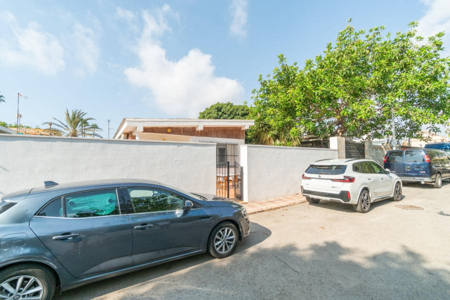 Venta - Casa - Aguas nuevas 1 - Torrevieja