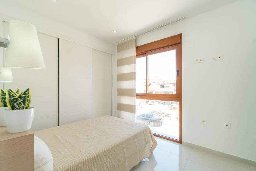 Sale - Villa - La Torre de la Horadada - Pilar de la Horadada