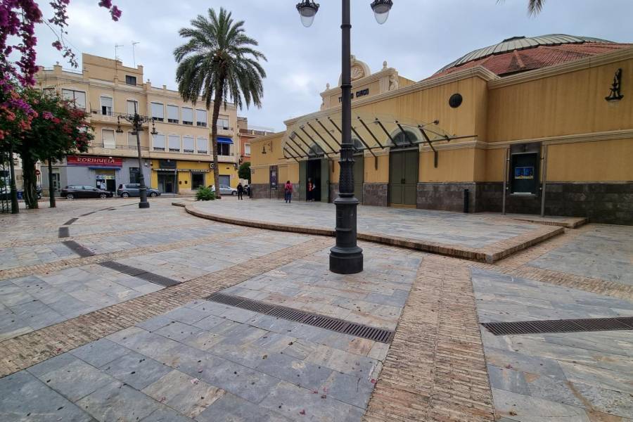 Sale - Business Premise - Zona Centro - Orihuela