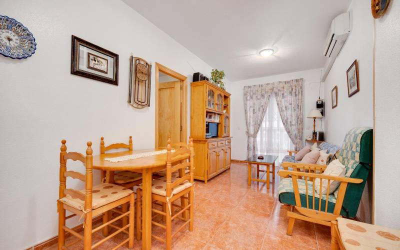 Apartamento - Vente - Playa de los locos - Torrevieja