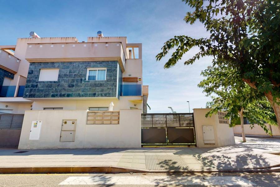 Sale - Single family house - Torre de la Horadada - Pilar de la Horadada