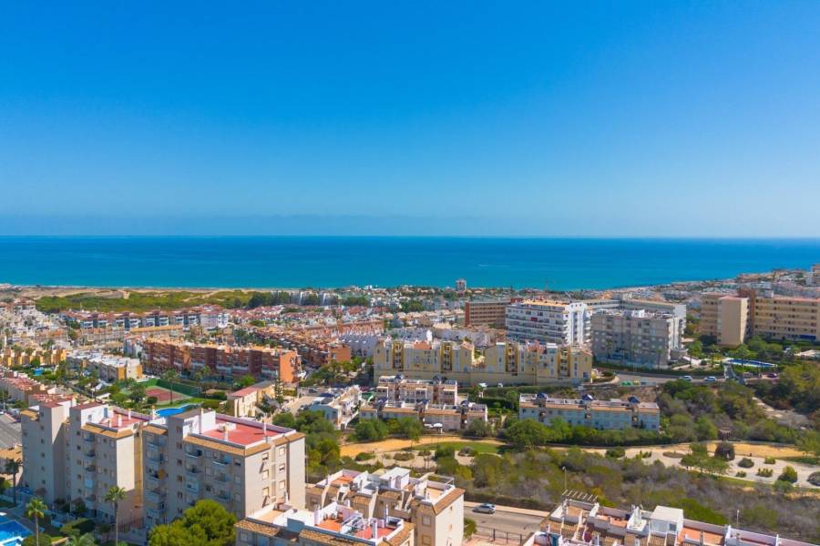 Venta - Apartamento - La Mata - Torrevieja