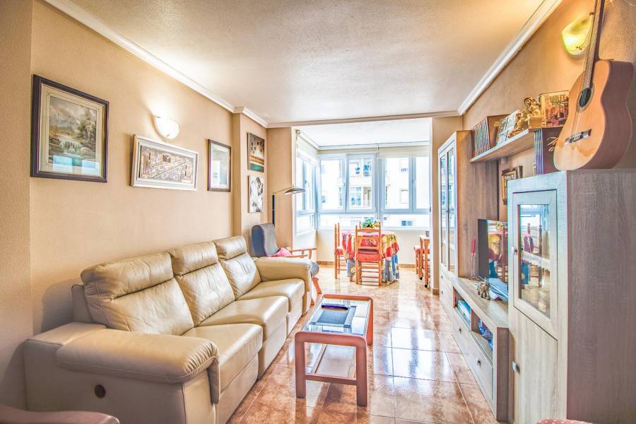 Apartment - Sale - Nueva Torrevieja - Torrevieja