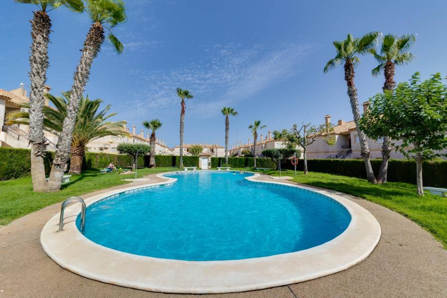 Sale - Bungalow Ground Floor - Aguas Nuevas - Torrevieja