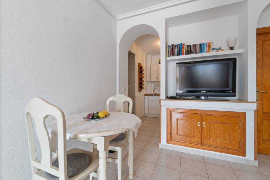 Vente - Rez-de-chaussée - Aguas nuevas 1 - Torrevieja