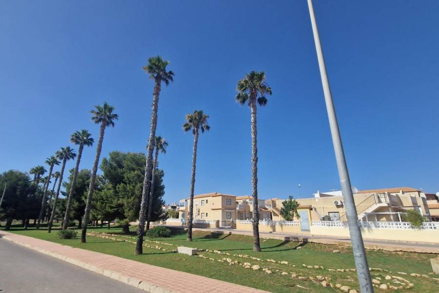 Sale - Bungalow Ground Floor - El limonar - Torrevieja