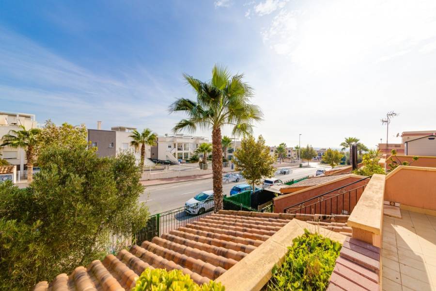 Venta - Chalet - Aguas nuevas 1 - Torrevieja