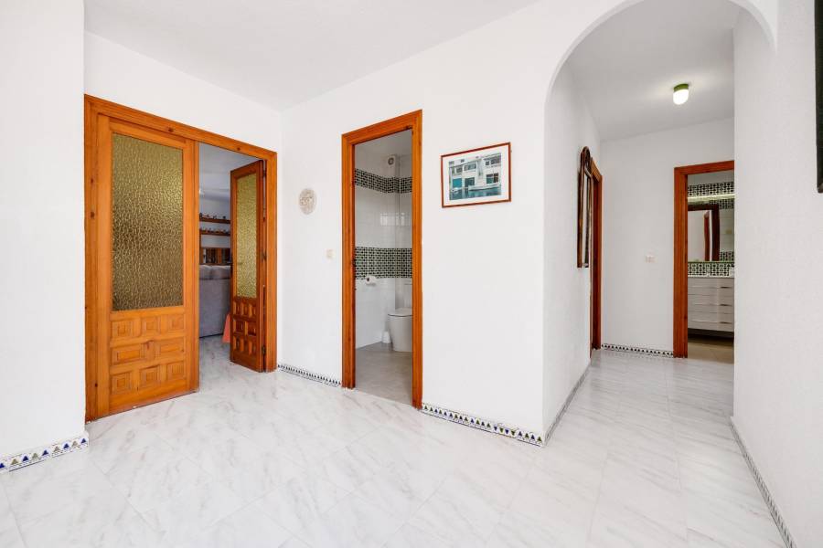 Venta - Apartamento - La Mata - Torrevieja