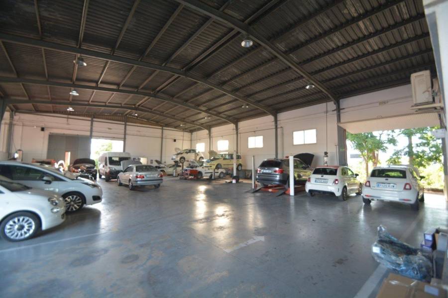 Venta - Nave industrial - Correntías Bajas - Orihuela