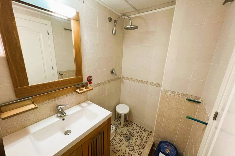 Sale - Flat - Torreaguera