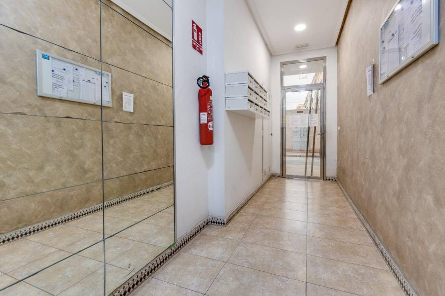 Sale - Apartment - Parque las naciones - Torrevieja