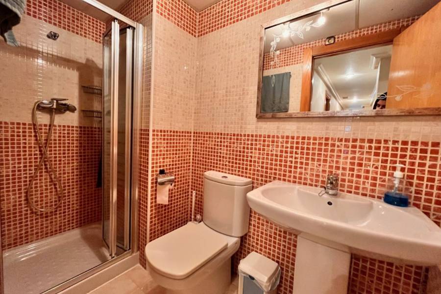 Sale - Flat - Centro - Torrevieja