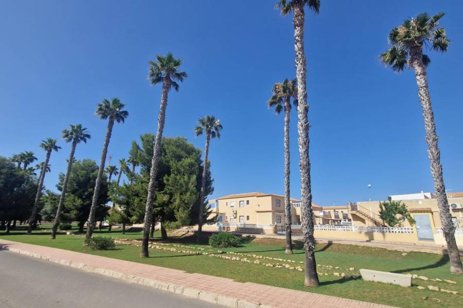 Sale - Bungalow Ground Floor - El limonar - Torrevieja