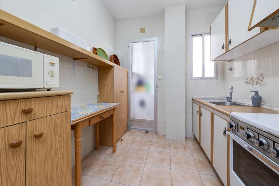 Venta - Apartamento - Playa de los locos - Torrevieja