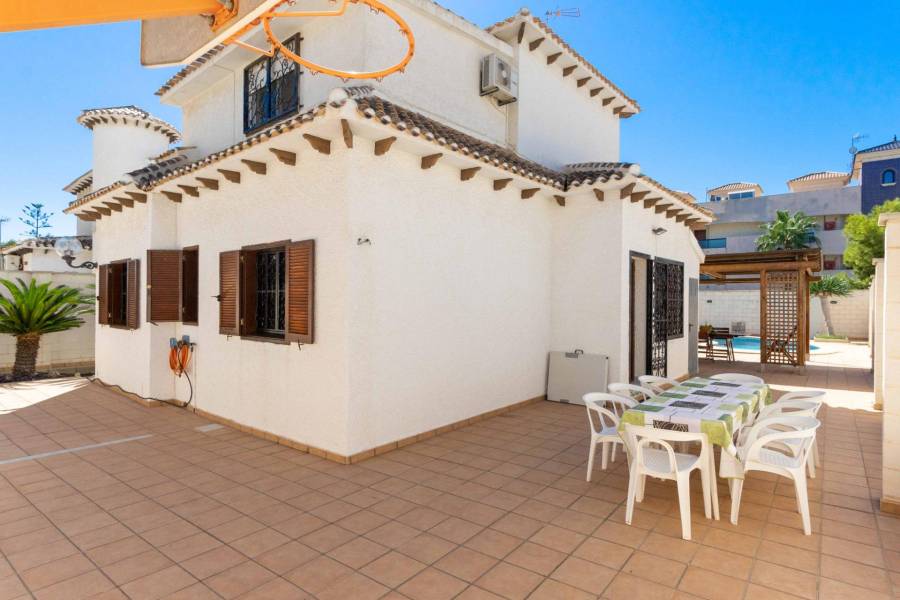 Sale - Single family house - La Zenia - Orihuela Costa