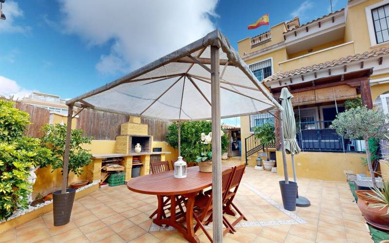 Chalet - Vente - Aguas nuevas 1 - Torrevieja