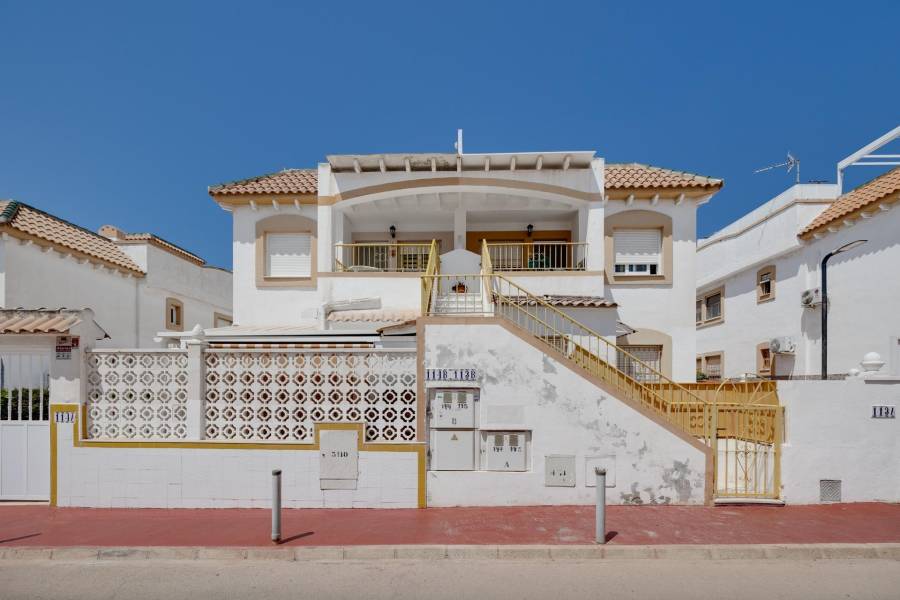 Venta - Bungalow Planta Alta - Centro - Torrevieja