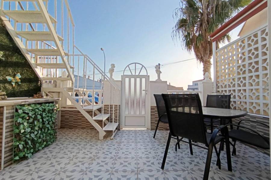 Sale - Bungalow - La Siesta - El Salado - Torreta - Torrevieja