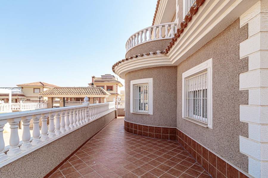 Sale - Unique property - Los altos - Torrevieja