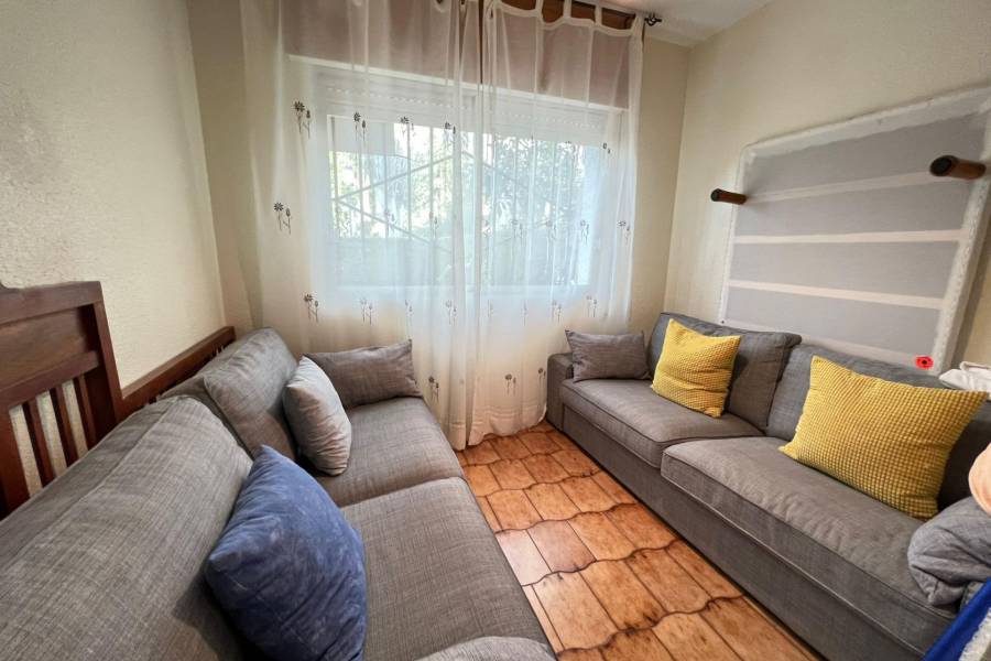 Venta o Alquiler - Dúplex - ZONA CENTRICA - CORVERA