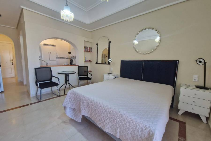 Sale - Studio - Paseo maritimo - Torrevieja