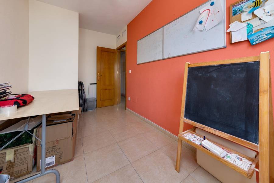 Sale - Apartment - Centro - Torrevieja