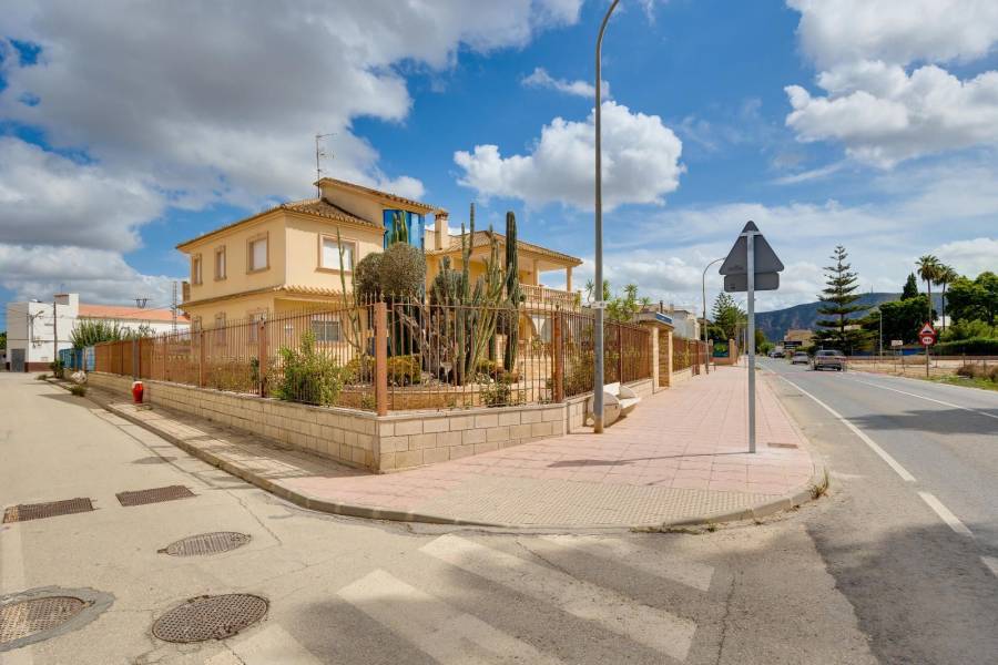 Venta - Villa de Lujo - Desamparados-Hurchillo-Torremendo - Orihuela