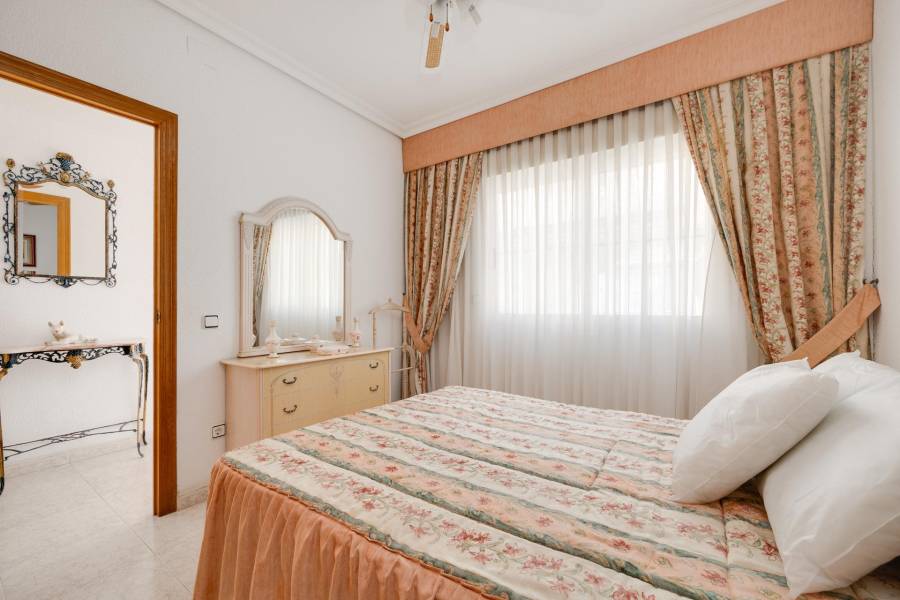 Vente - Maison mitoyenne - Paseo maritimo - Torrevieja