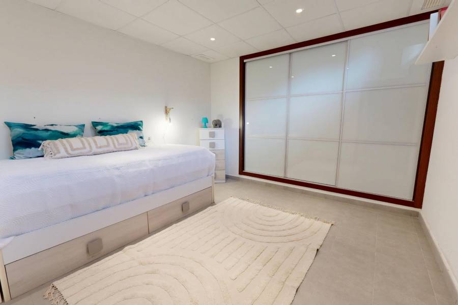Venta - Chalet - Aguas Nuevas - Torrevieja