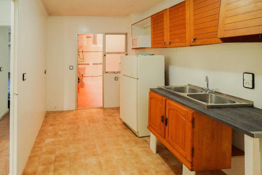 Sale - Apartment - Playa de los locos - Torrevieja