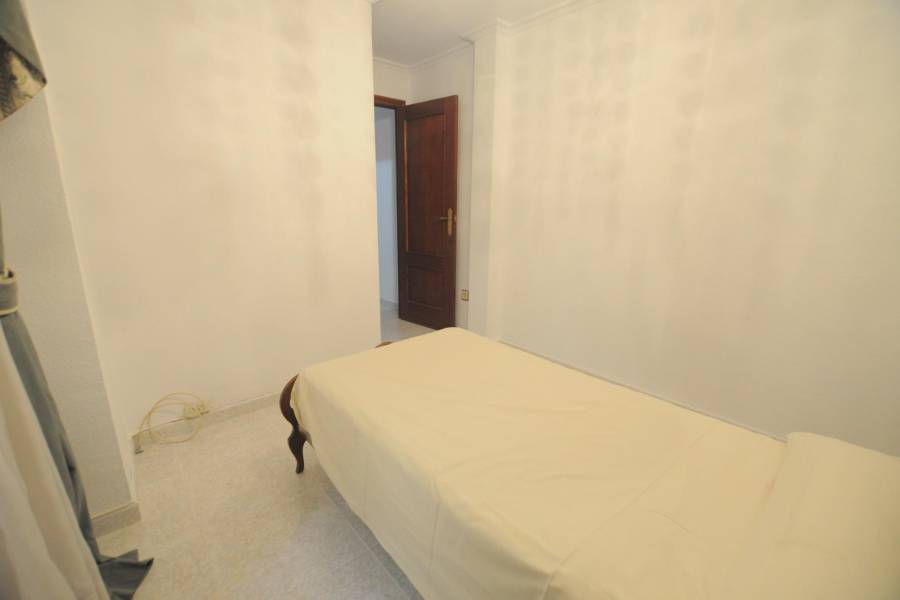 Sale - Flat - Centro - Torrevieja