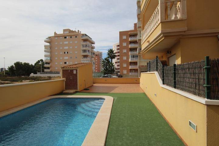 Venta - Apartamento - puerto deportivo - Guardamar del Segura