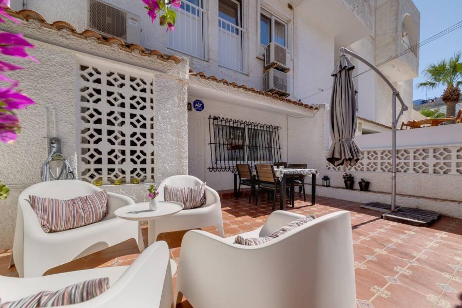 Venta - Casa Tipo Dúplex - Calas blanca - Torrevieja