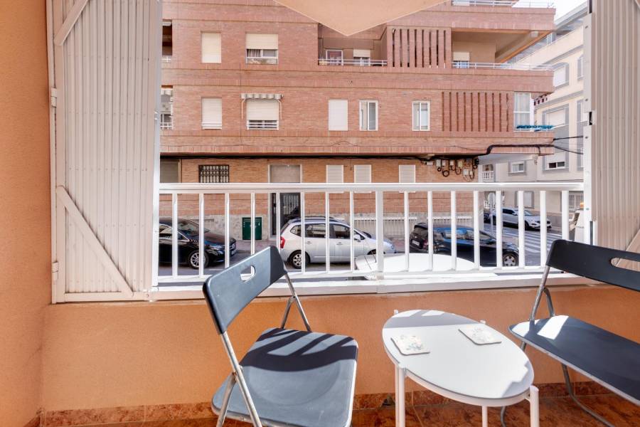 Sale - Apartment - Playa de los locos - Torrevieja