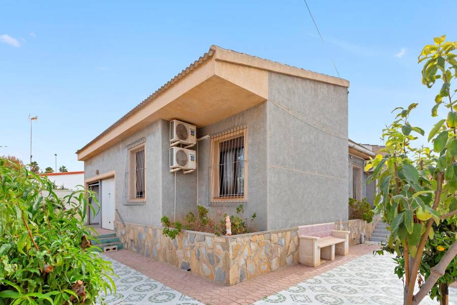 Vente - Maison individuelle - Nueva Torrevieja - Torrevieja