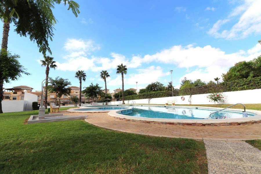 Vente - Maison mitoyenne - Aguas nuevas 1 - Torrevieja