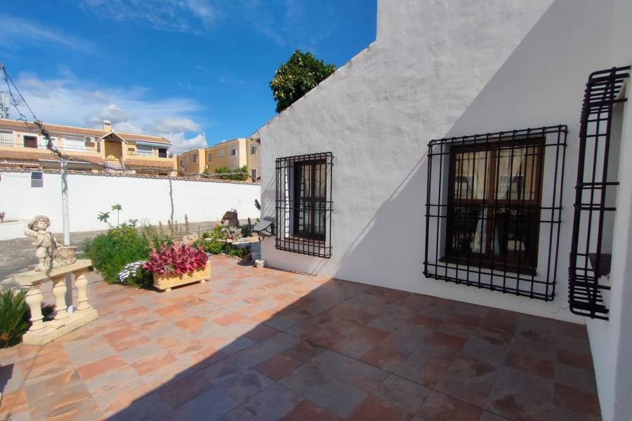 Venta - Villa - Villamartín-Las Filipinas - Orihuela Costa