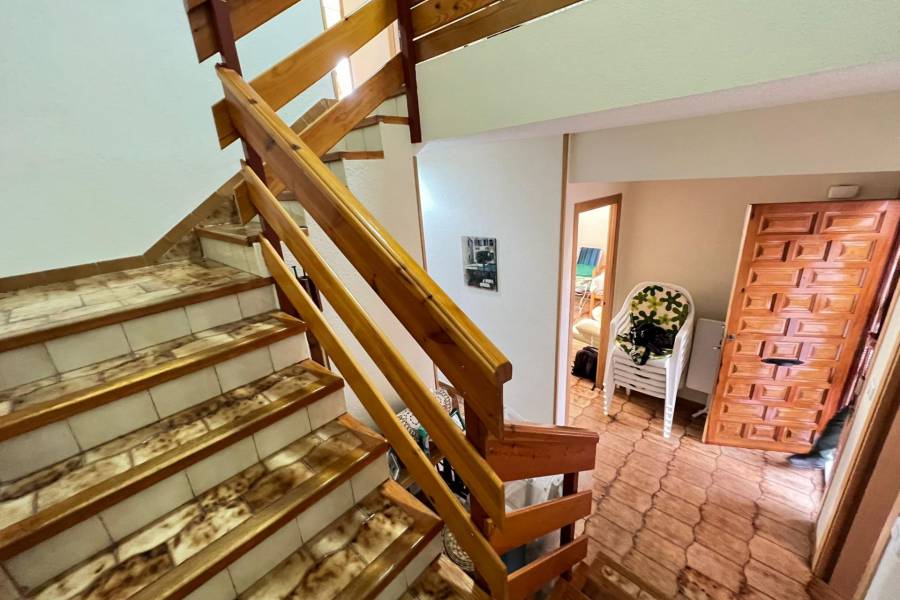 Venta o Alquiler - Dúplex - ZONA CENTRICA - CORVERA