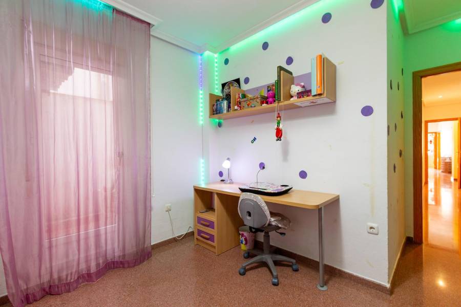 Sale - Flat - Zona Centro - Orihuela