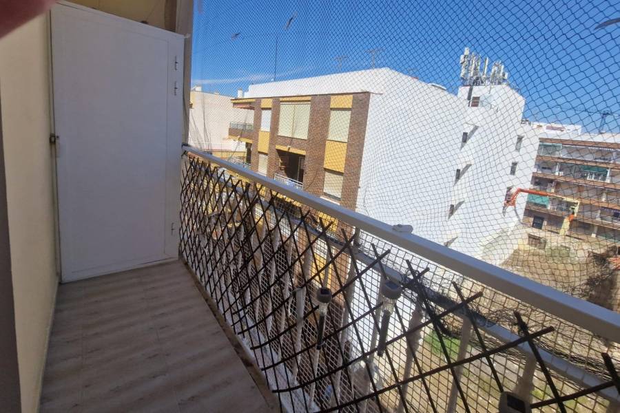 Sale - Studio - Paseo maritimo - Torrevieja