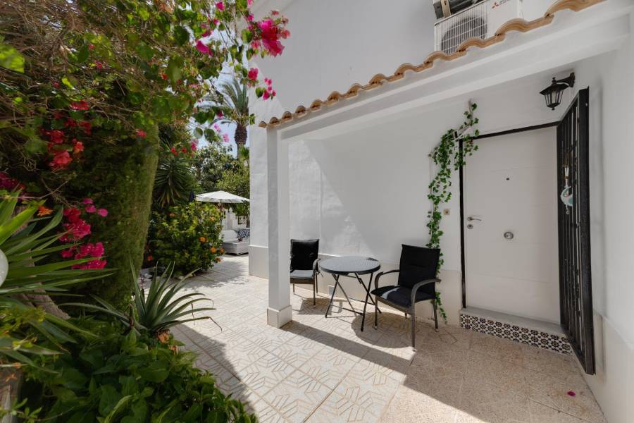 Sale - House Type Duplex - Calas blanca - Torrevieja