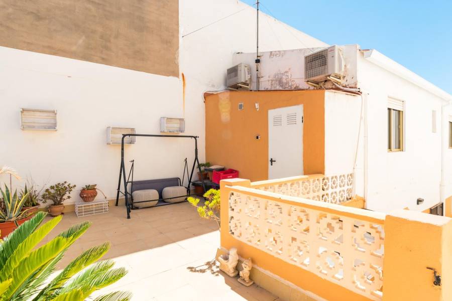 Sale - House - Centro - Torrevieja