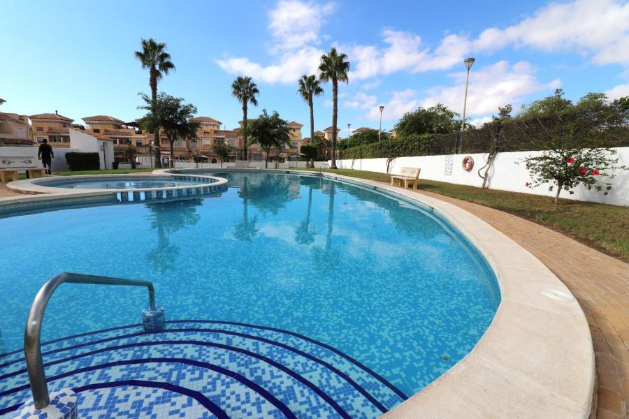 Vente - Maison mitoyenne - Aguas nuevas 1 - Torrevieja