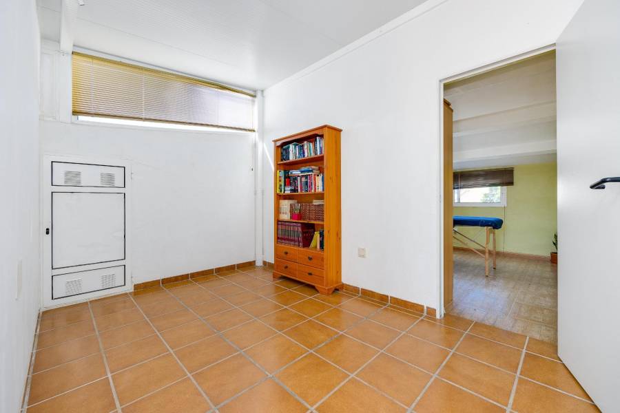 Sale - Terraced house - Aguas nuevas 2 - Torrevieja