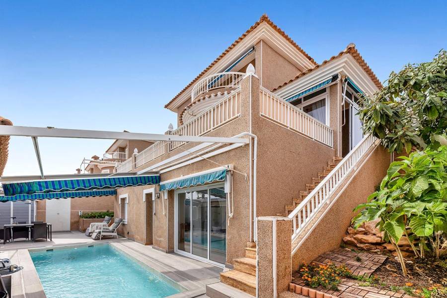 Venta - Villa - Los Balcones - Los Altos del Edén - Torrevieja
