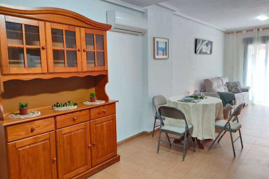 Sale - Apartment - Playa de los locos - Torrevieja