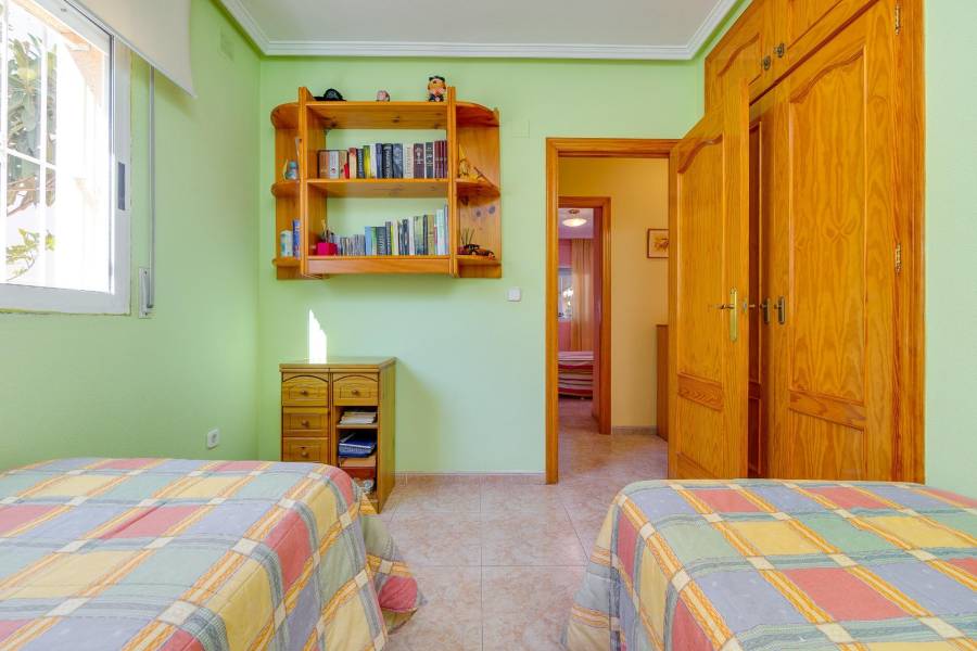 Vente - Maison mitoyenne - Aguas nuevas 2 - Torrevieja