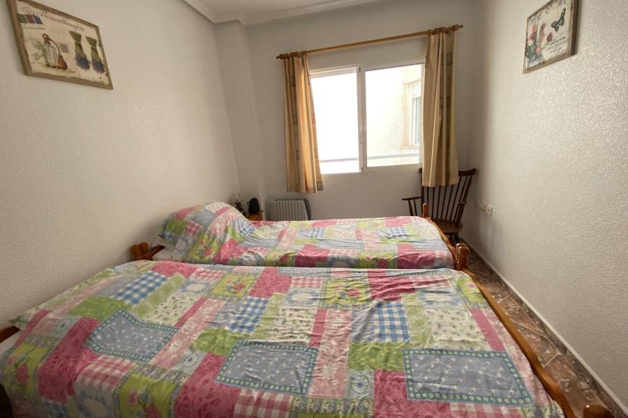 Sale - Flat - Centro - Torrevieja