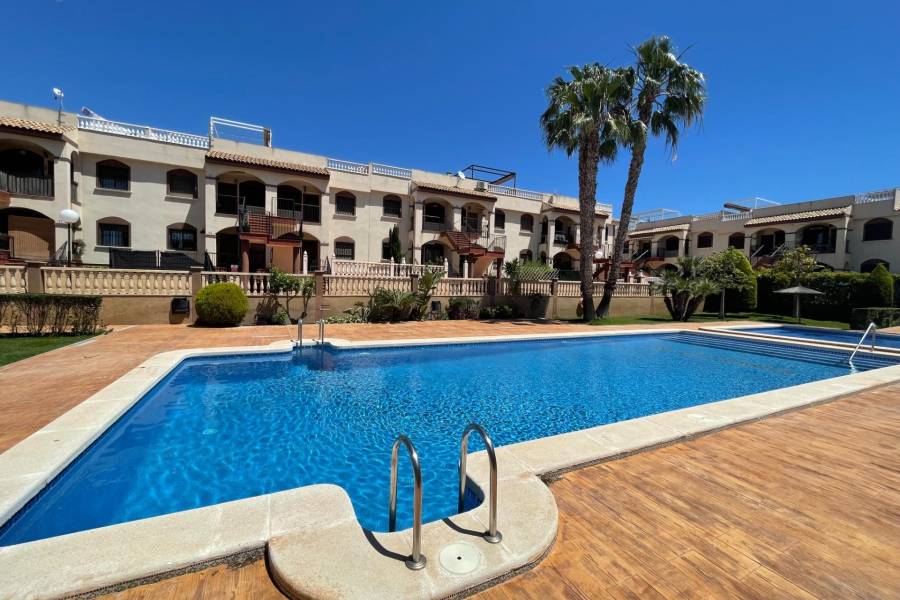 Venta - Bungalow - Aguas nuevas 1 - Torrevieja