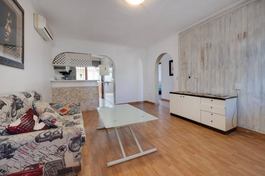 Venta - Chalet - Los balcones - Torrevieja